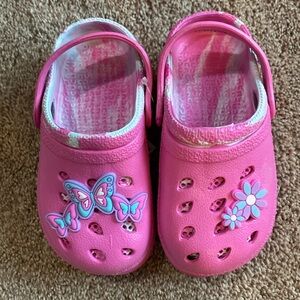 New Little Girl’s Pink Croc Inspired Sandal. Size 8